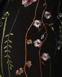 Lace Flowerfields Stretch Pants -I Hear Raves Lace Flowerfields Pixie Hem Top Detail 47bd60dd d7e7 41f1 b77b 120596769d59