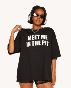 Meet Me In The Pit Oversized Tee -I Hear Raves Meet Me in the Pit Oversized Tee Front