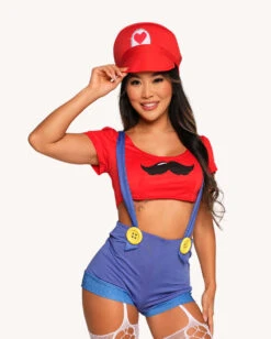 Player 1 Baddie Costume