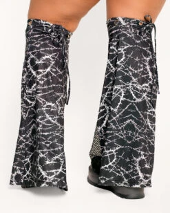 Sunflowerraver X IHR I'm Sensitive Fishnet Leg Warmers -I Hear Raves Sunflowerraver x iHR I m Sensitive Fishnet Leg Warmers C1 Back