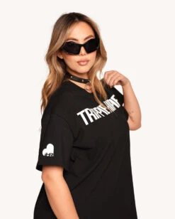 Trippie Hippie Oversized Tee 12 Trippie Hippie Oversized Tee -I Hear Raves Trippie Hippie Oversized Tee Wmn Side